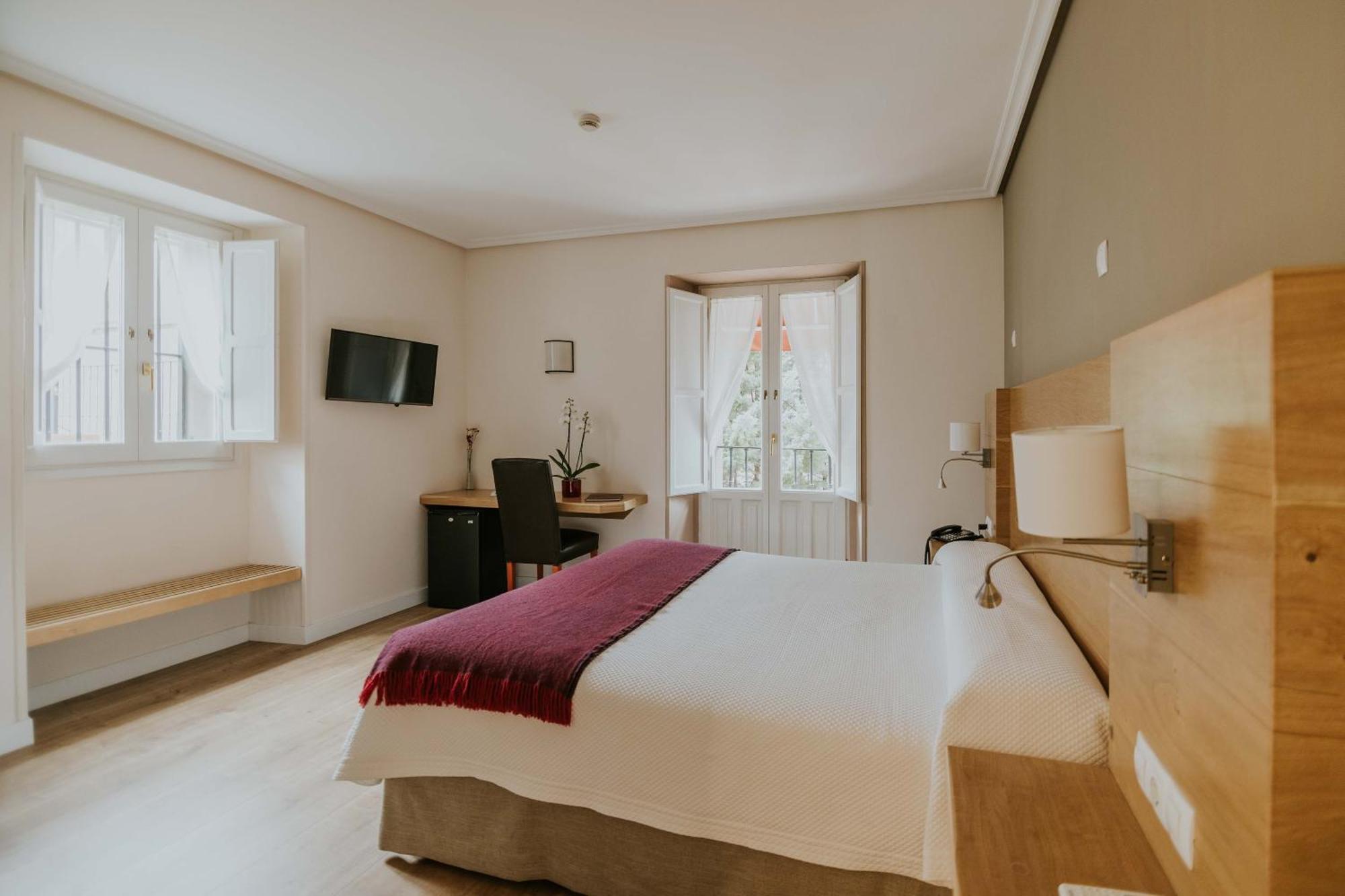 Hotel Arrope Haro Eksteriør bilde
