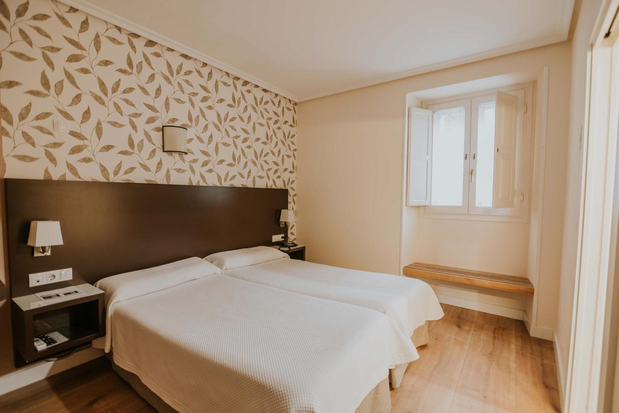 Hotel Arrope Haro Eksteriør bilde